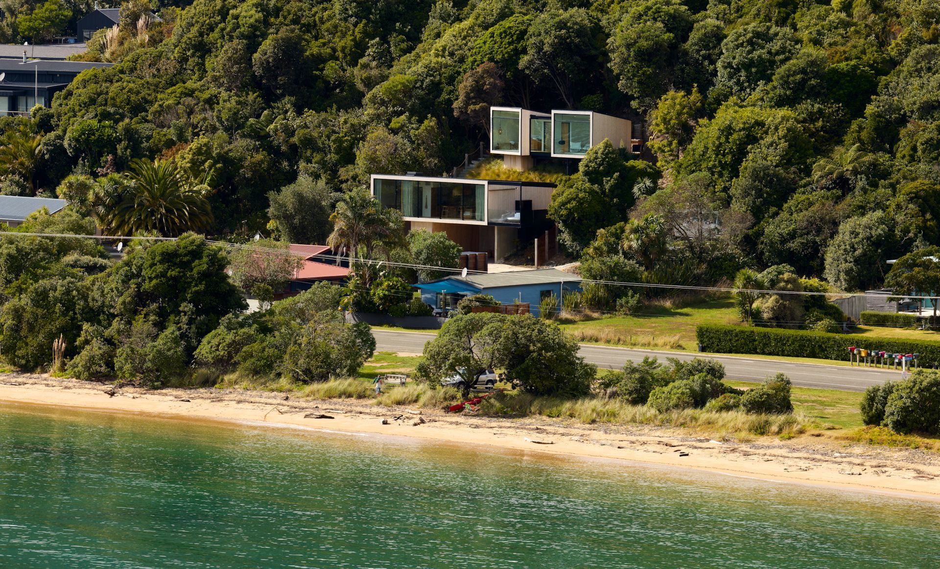Ligar Bay Bach