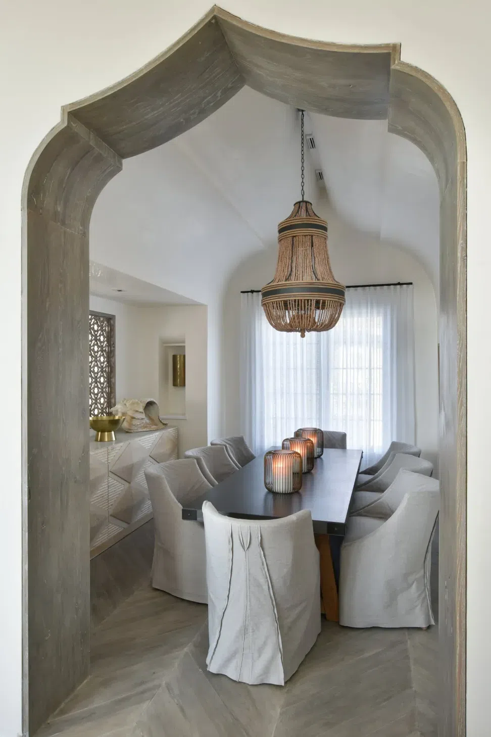 Alys130SeaGardenDining.webp