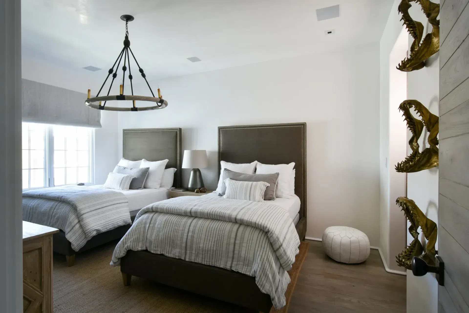 Alys130SeaGardenGuestBedroom3.webp