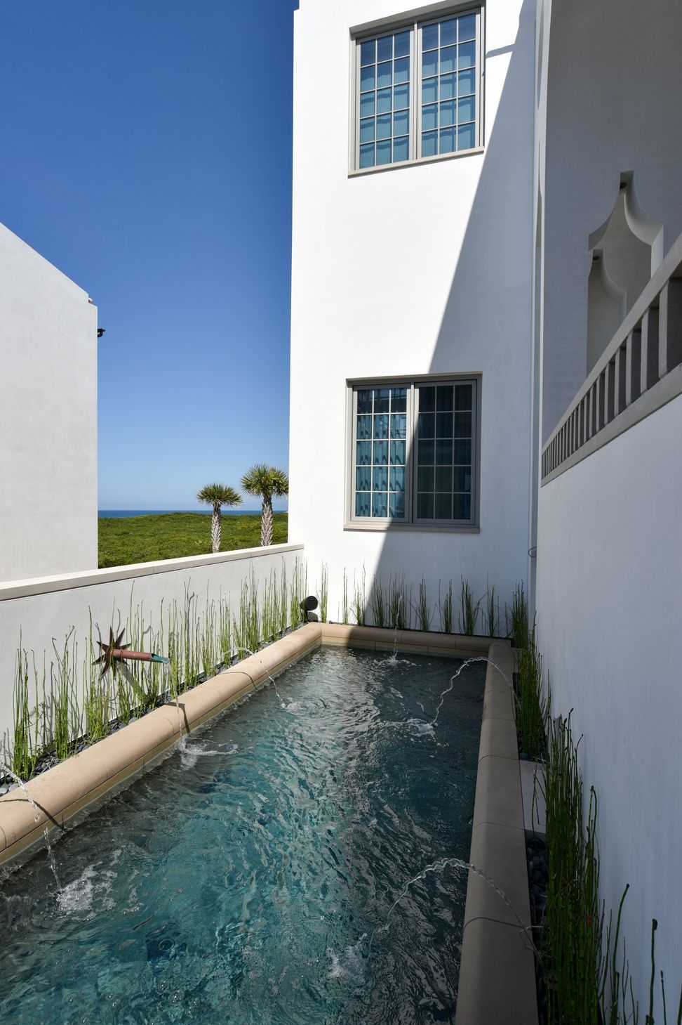 Alys130SeaGardenPool2SeaView.jpg