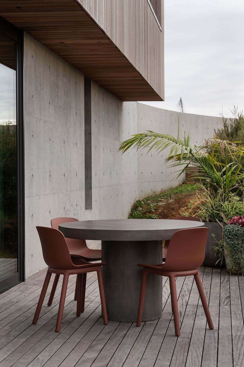 Cantilever House