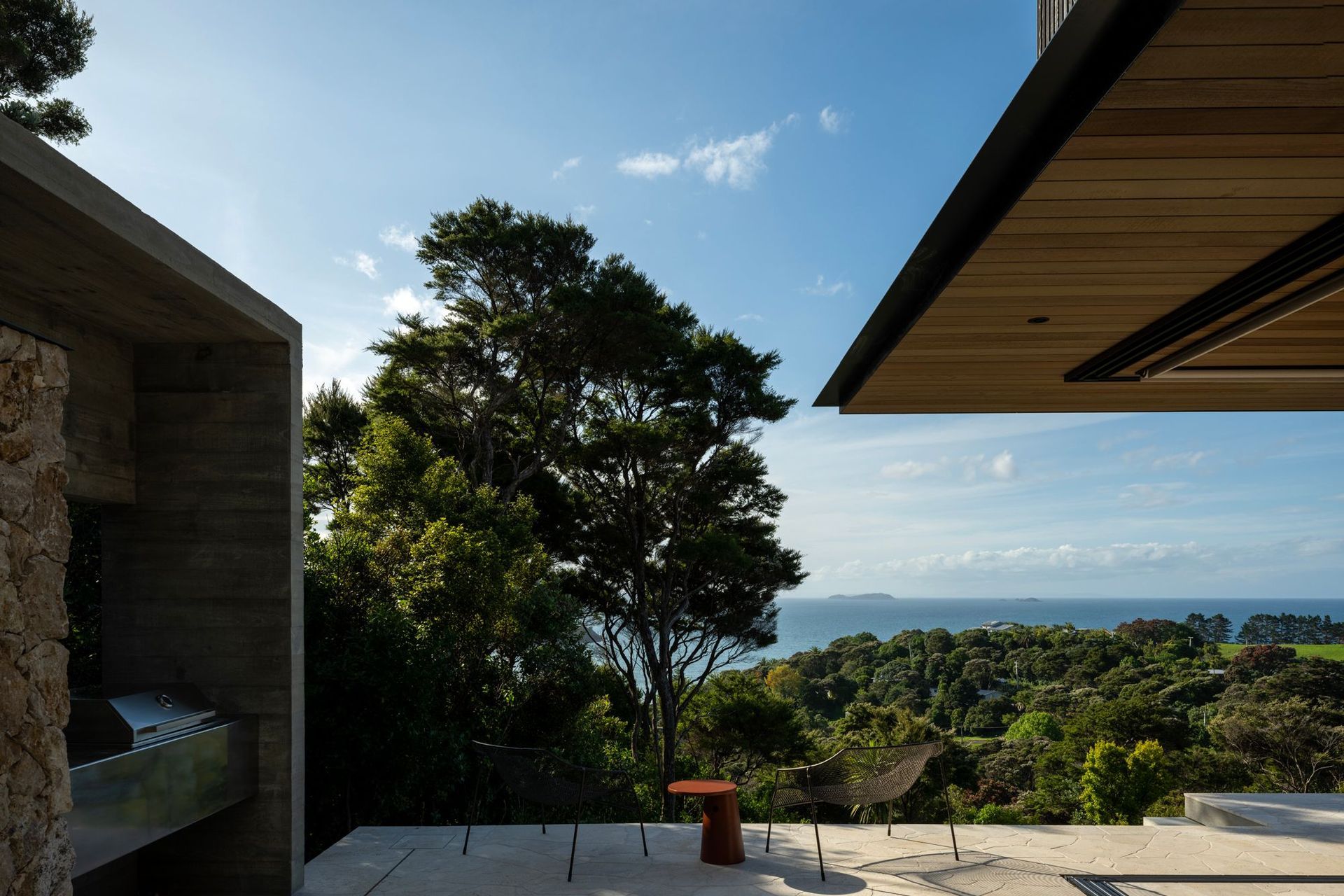 JulianGuthrieWaiheke1002030405-v5.jpg