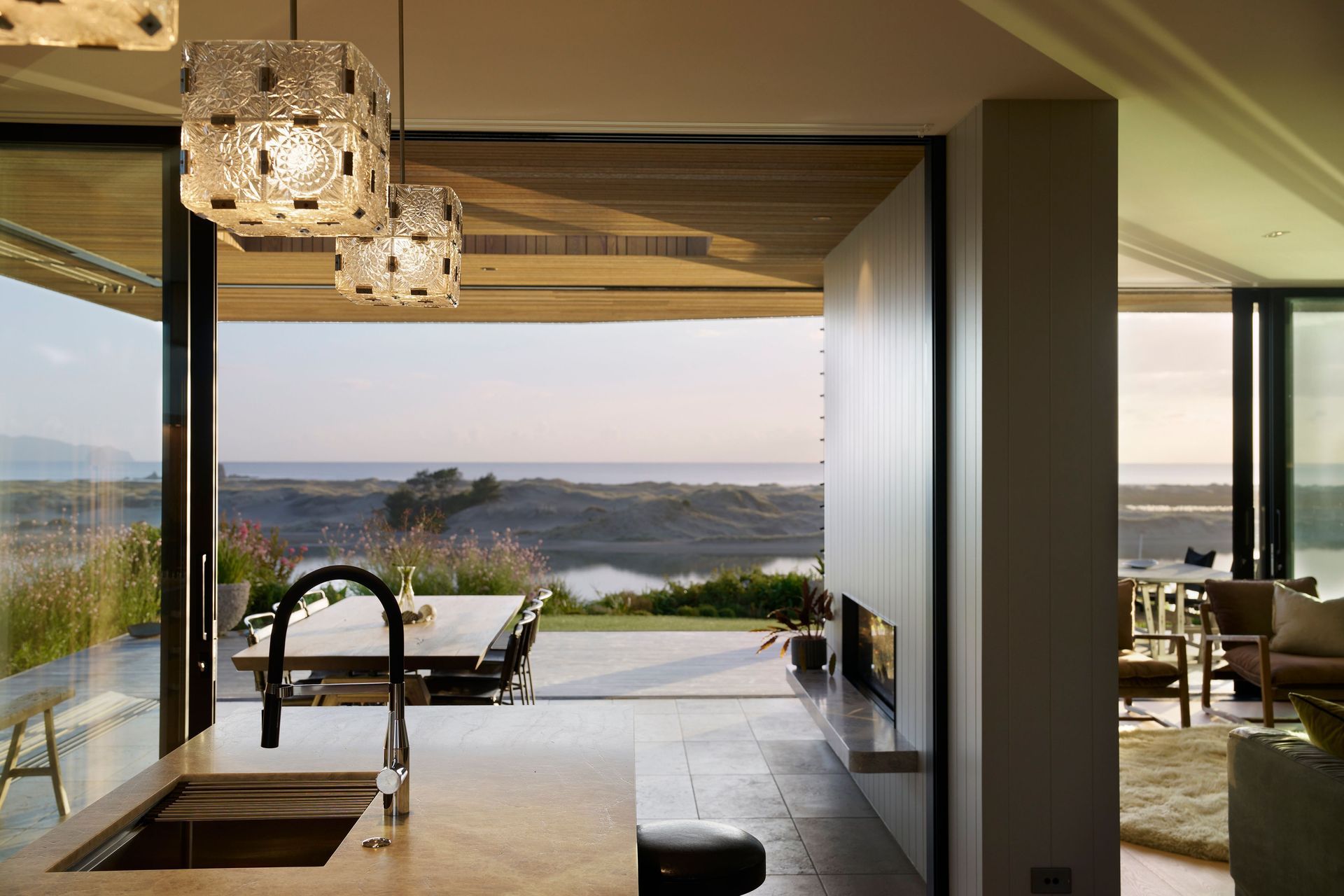 Mangawhai-Heads-HouseSunroomTash-Hopkins5.jpg
