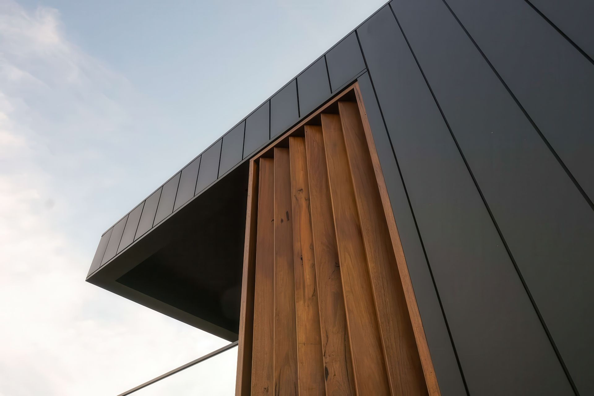 archipro-Interlocking-Panels-Give-Any-Building-a-Clean-Modern-Look.jpg