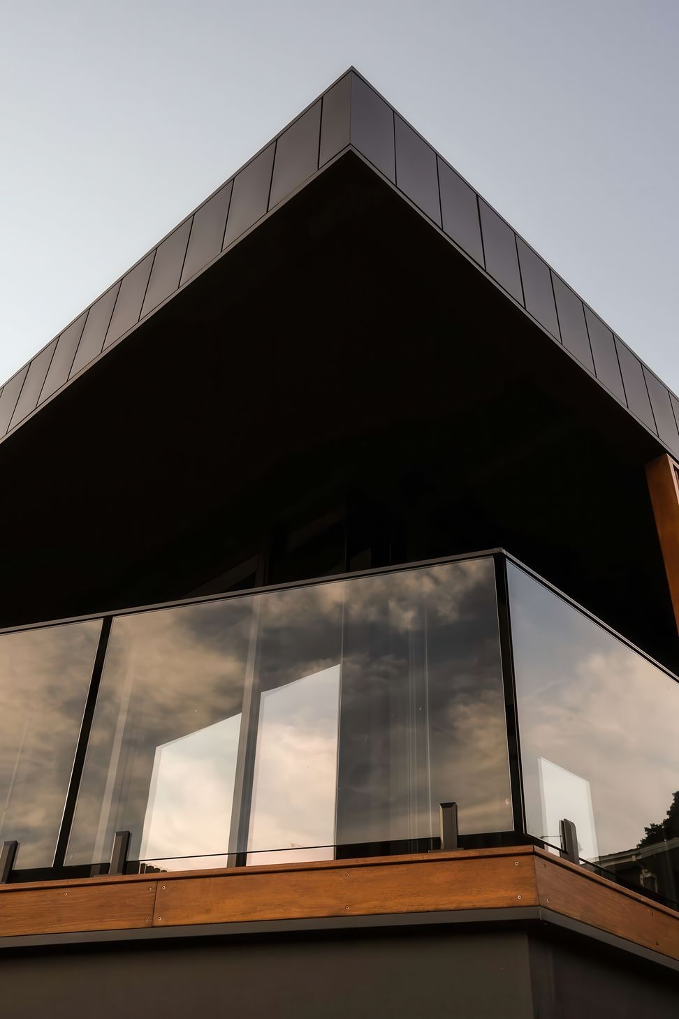 archipro-Seaforth-Property-With-Interlocking-Panels.jpg