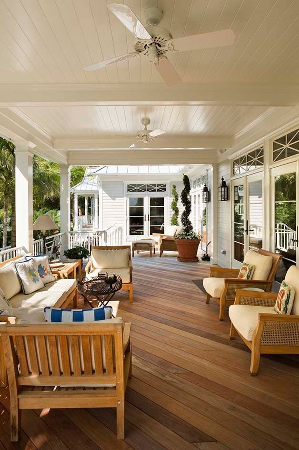 porch2.jpg