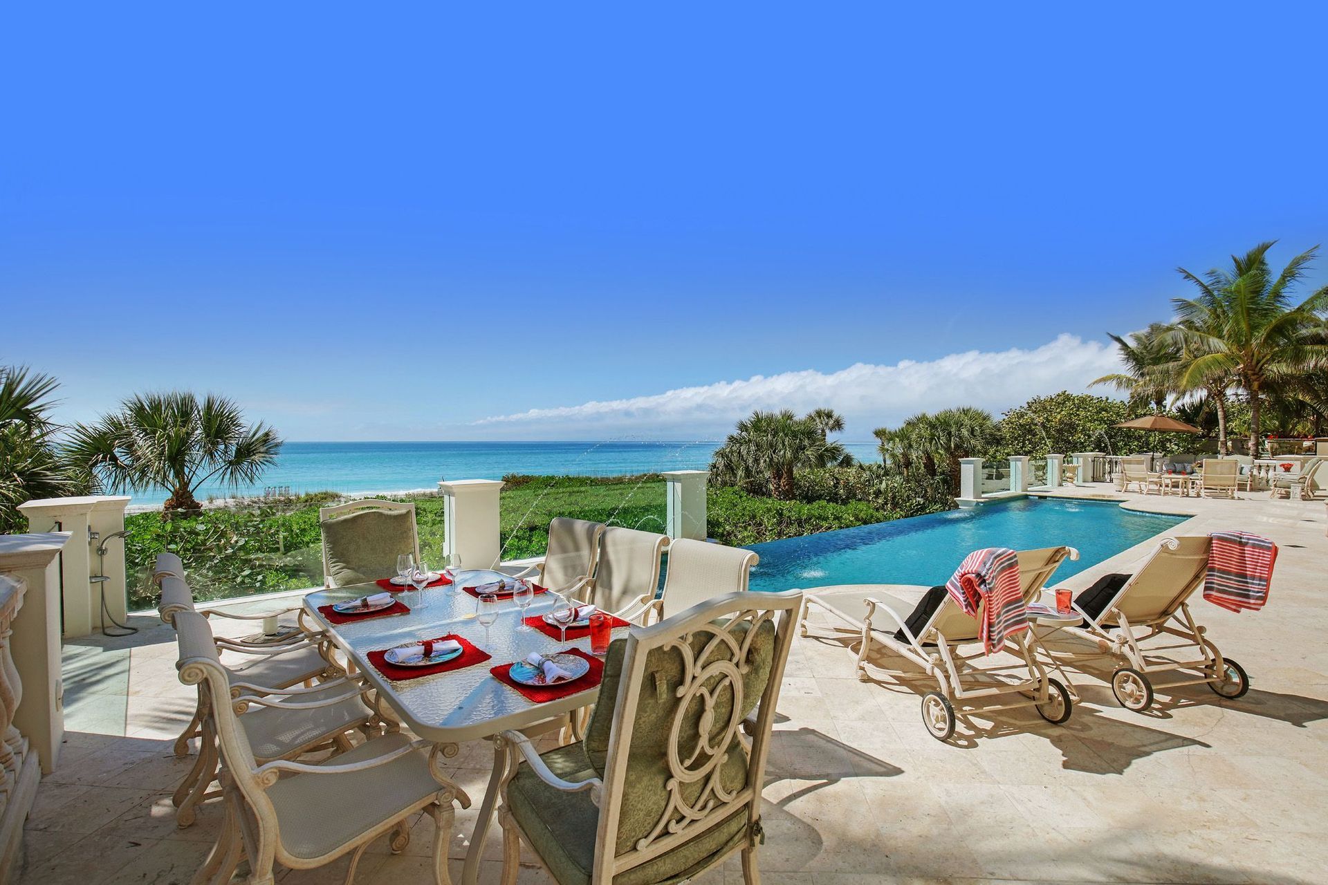 serenissima-longboat-key-outdoor-dining-terrace-09.jpg