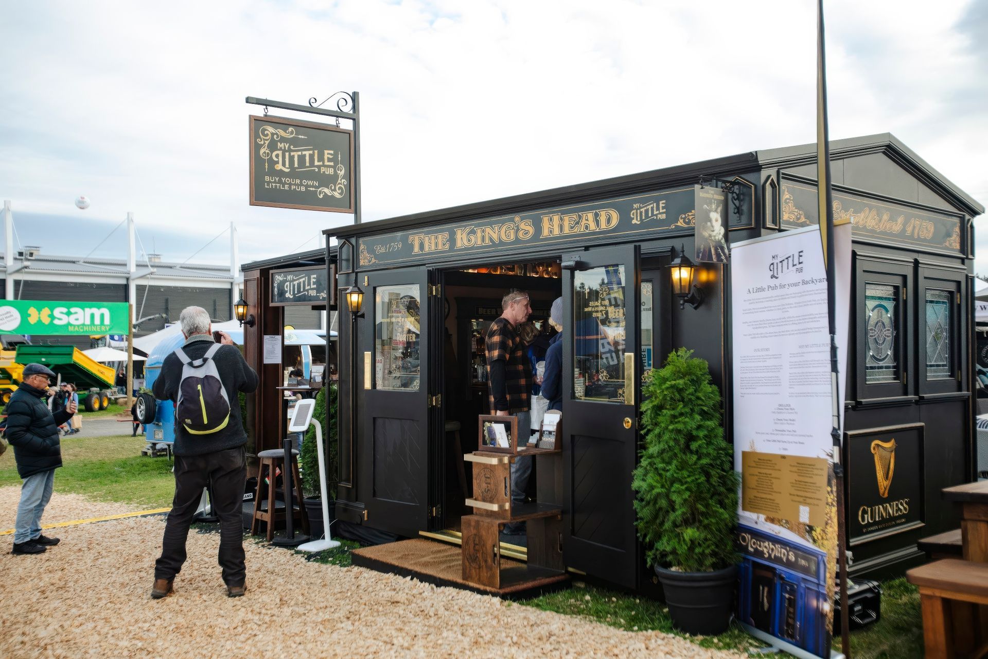 LittlePub-4-gigapixel-low-resolution-v2-1x.jpeg