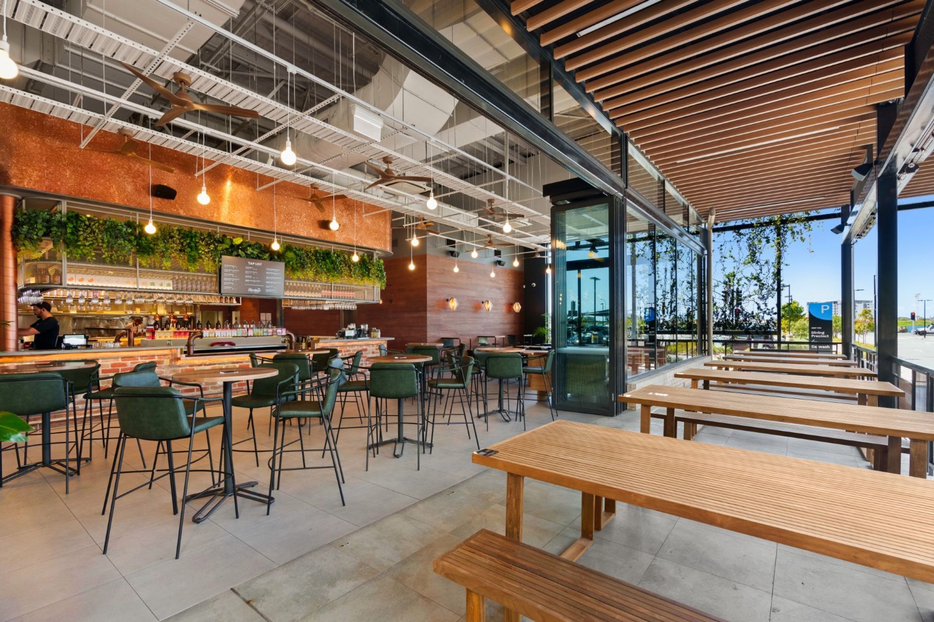RSSlipstreamSocialHouse4-Large.jpg