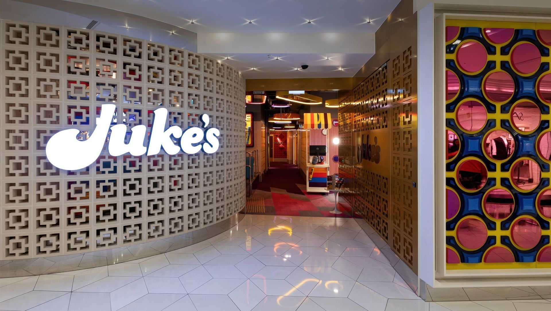 Jukes banner
