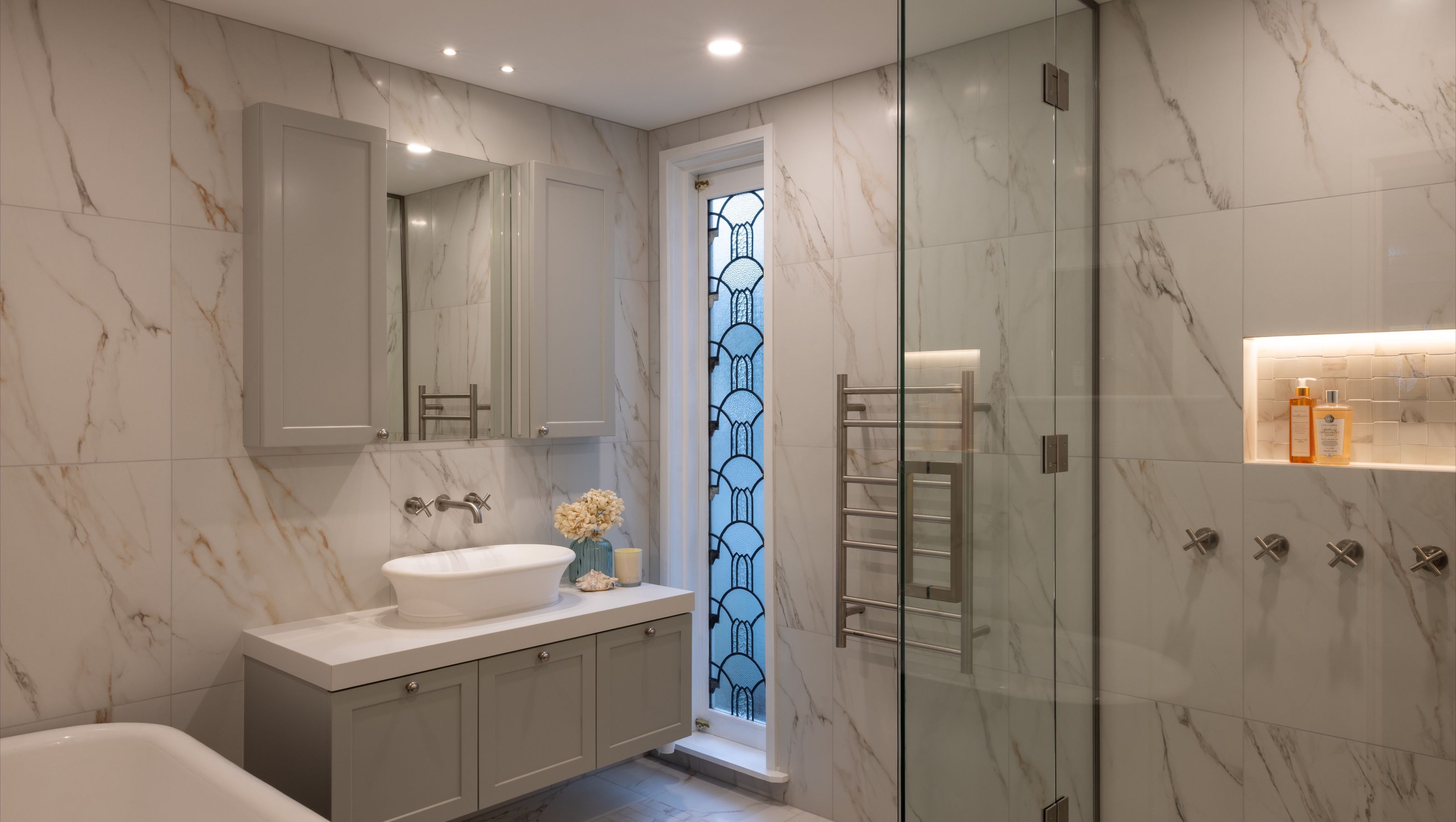 Dunkerron Ave, Bathroom