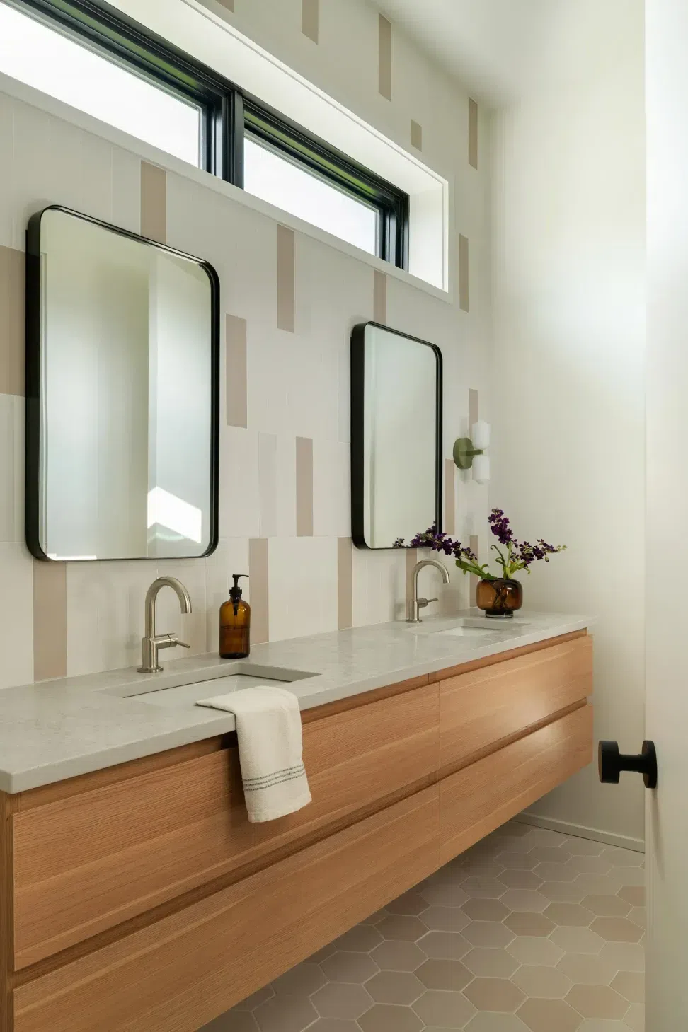 11Bozeman-Residence.webp