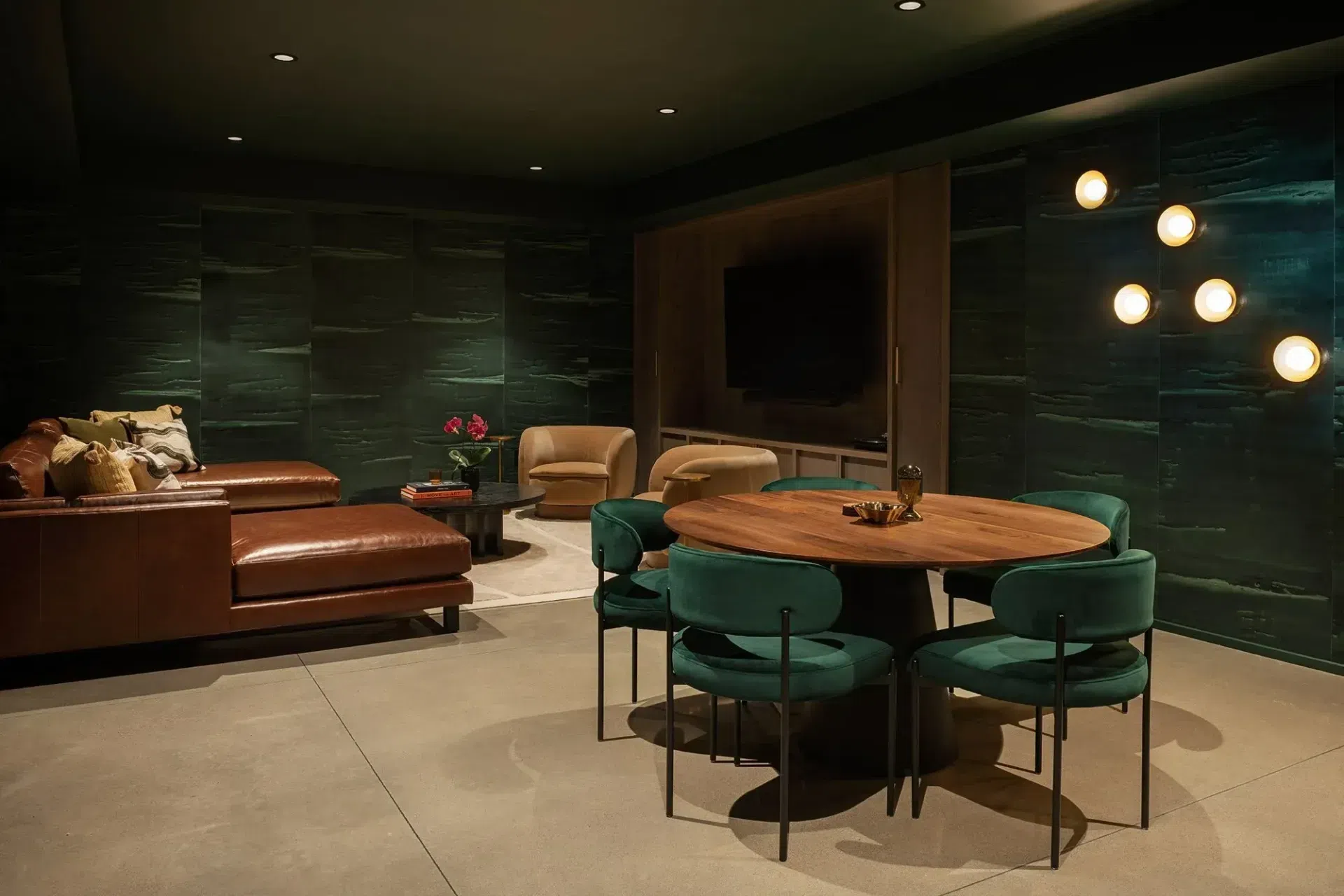 13Bozeman-Residence.webp