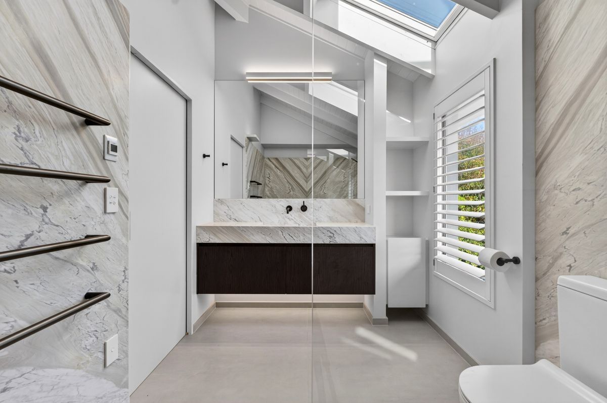 Modern Bathroom Renovation