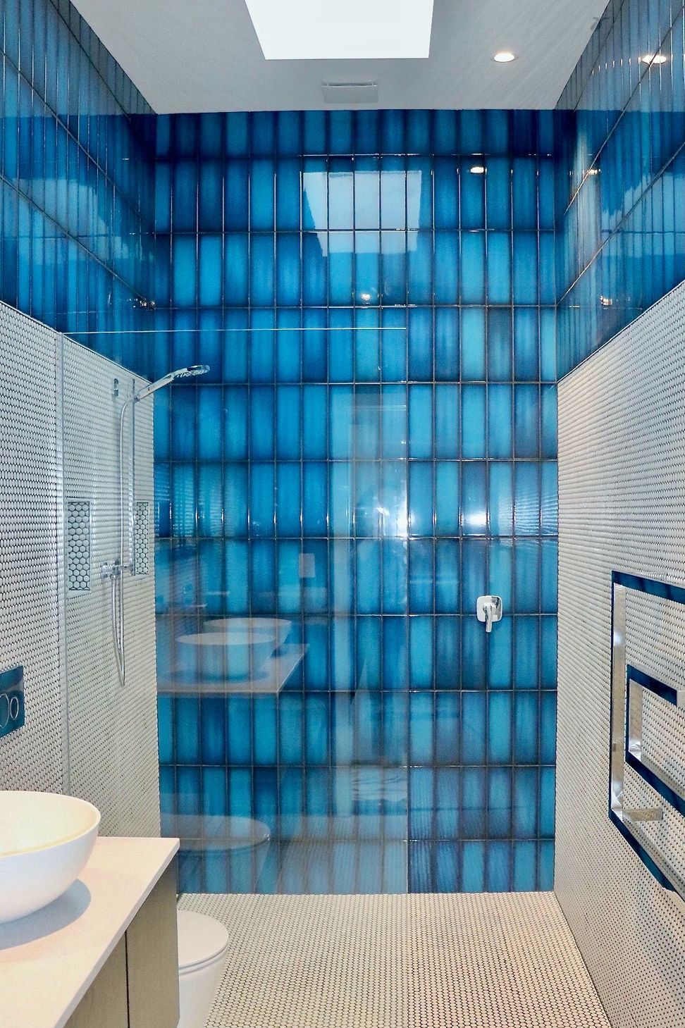 Refreshing new addition ensuite