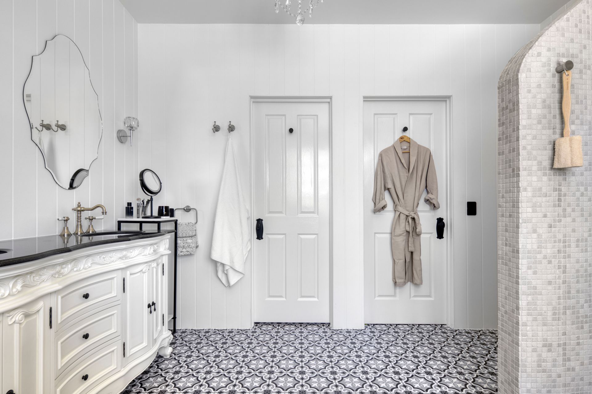BarlowBathroomsH2-15.jpg