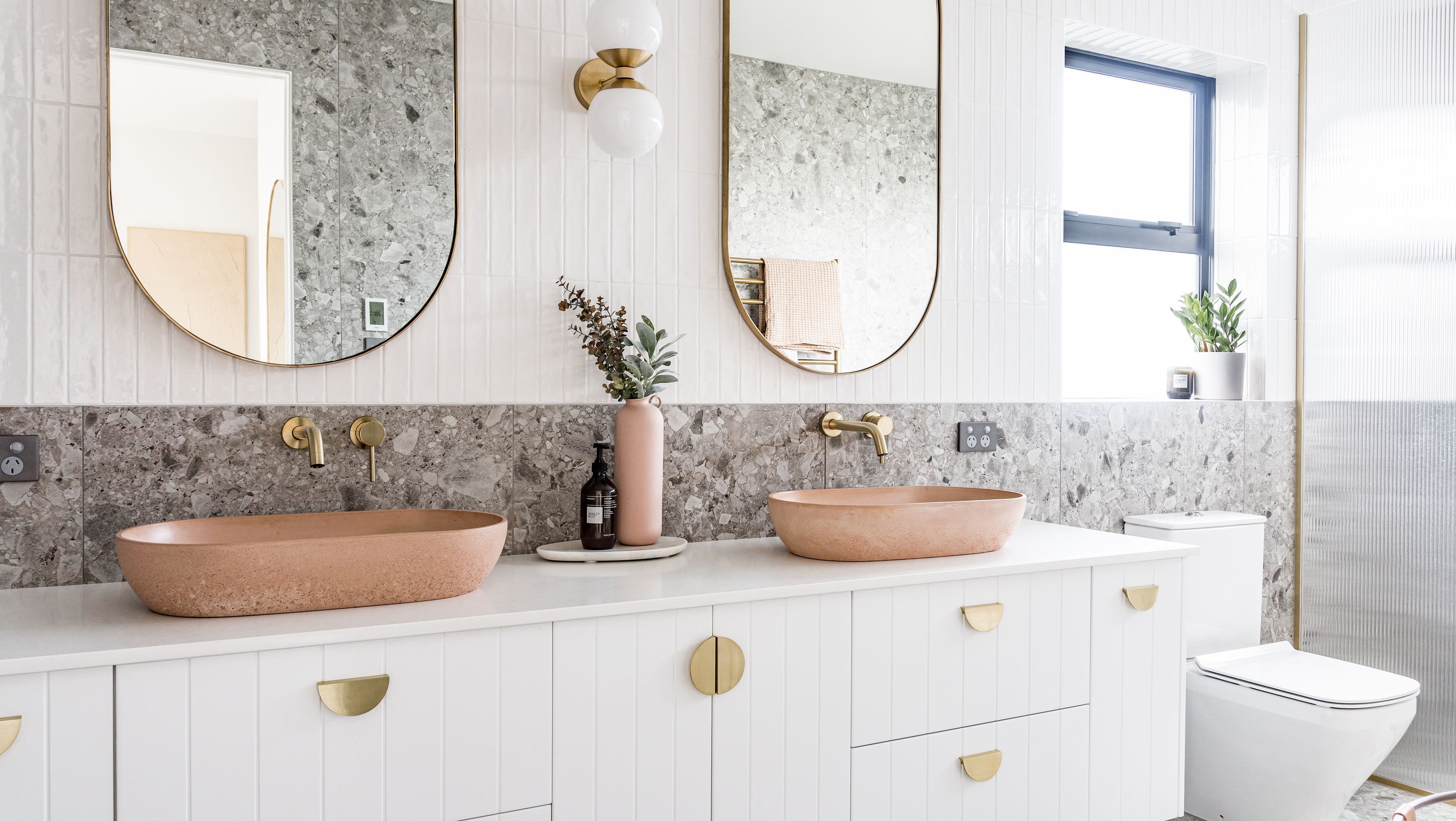 Dezignatek Groove Vanity