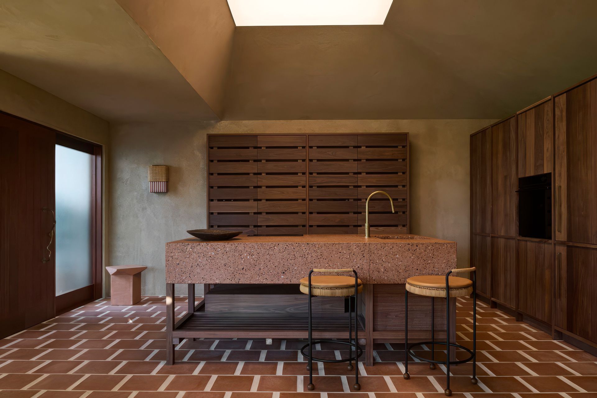 HeckerGuthrieByronBayResidencePhotoCreditShannonMcGrath27-upscaled-by-Replicate.jpg