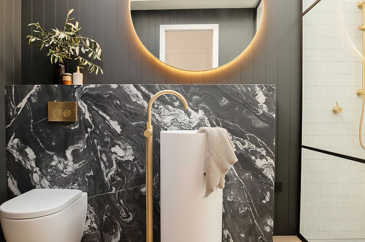 Main Bathroom Suede + Stone Showroom 2021