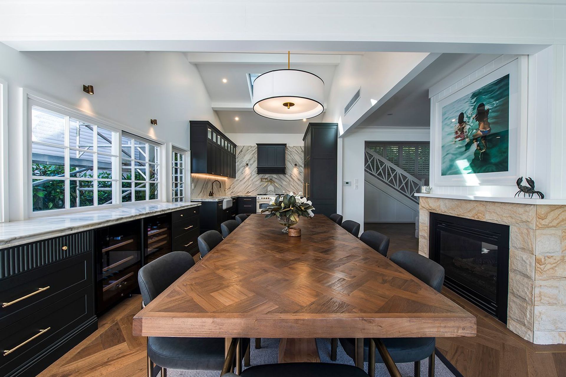 Modern-luxury-kitchen-renovation-sydney-black-cabinetry-calacatta-stone-ilve-oven-fisher-paykel-vintec-bosch-10.jpg