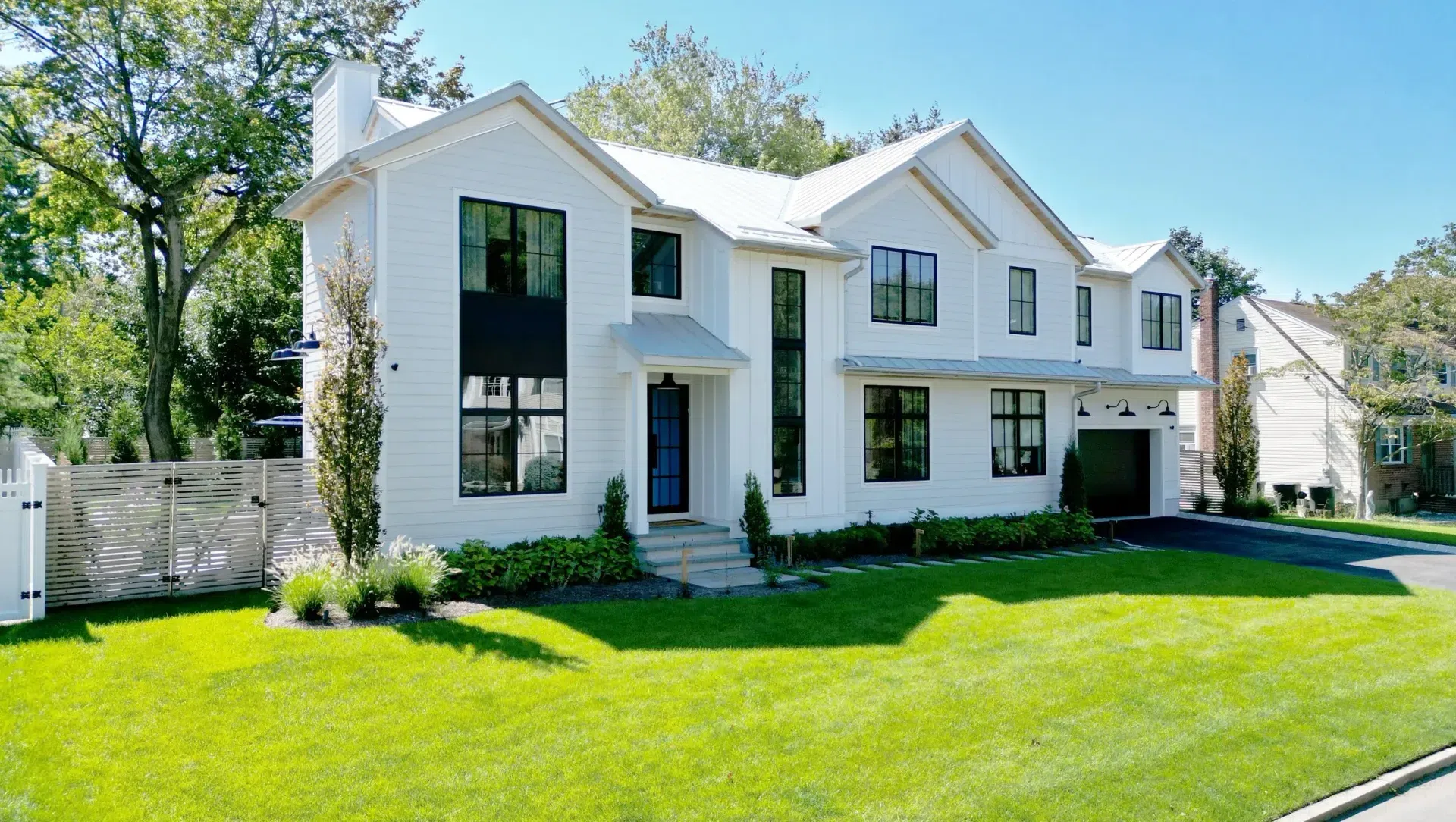 The Courtyard Residence banner