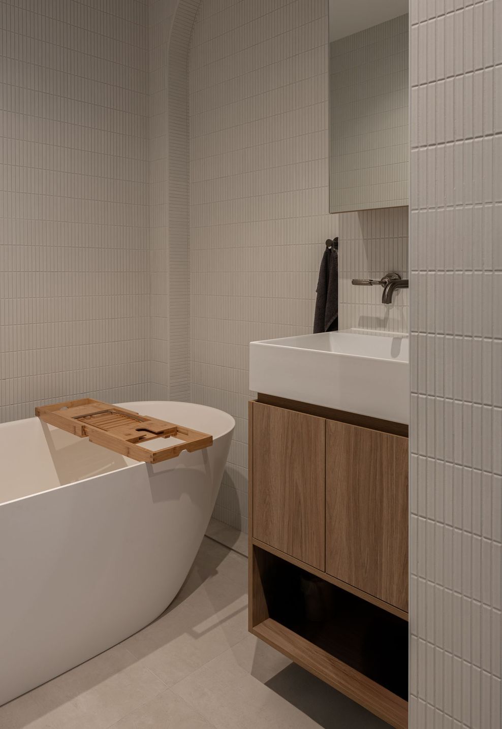 Repose-Rozelle-WR-44.jpg