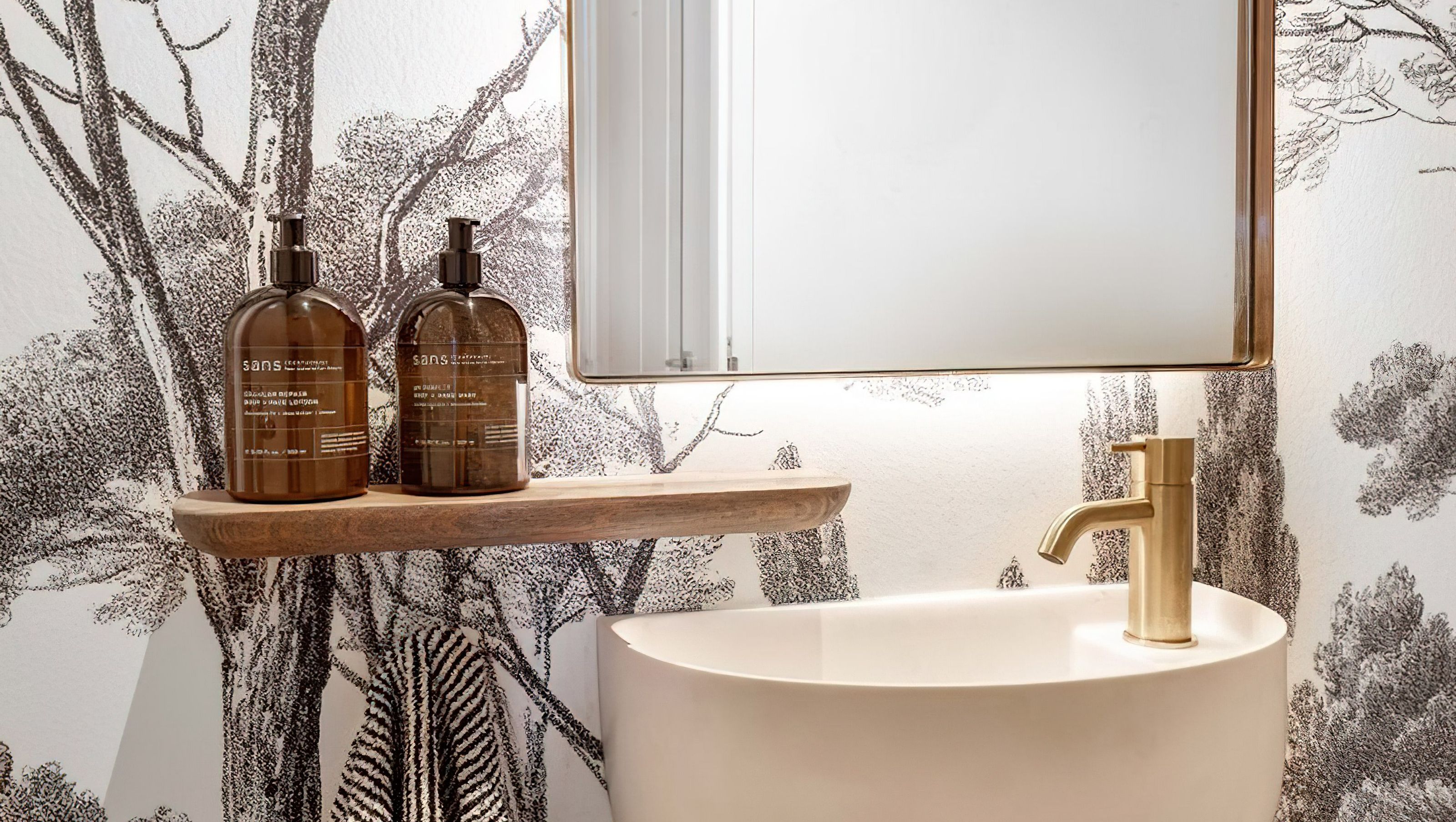 Takapuna Powder Room