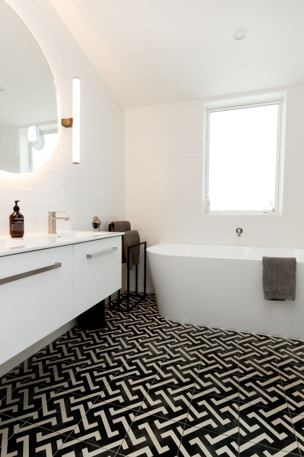 Modern Mid-Century Westmere