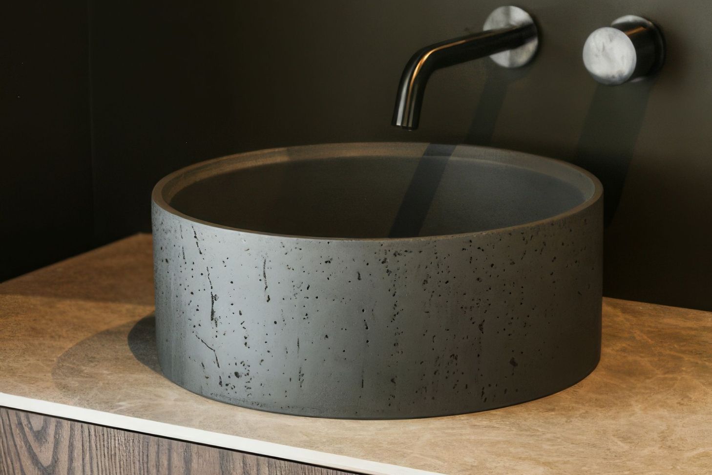 bathroom3-gigapixel.jpg