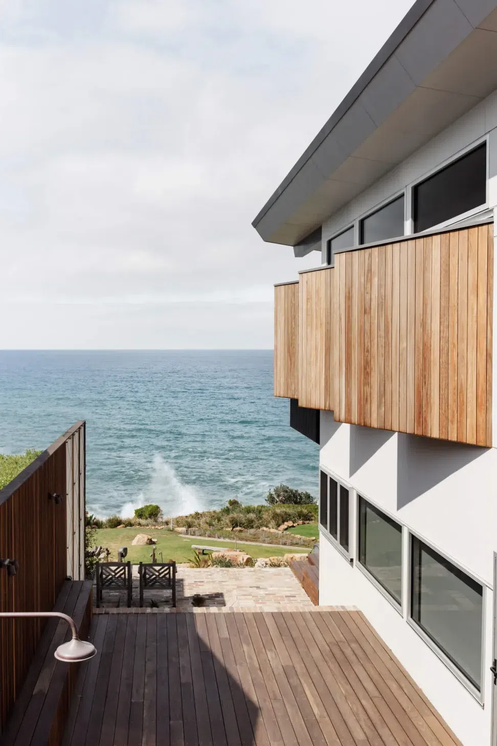clifftops-wombarra-architecture-photography-exterior-02.webp