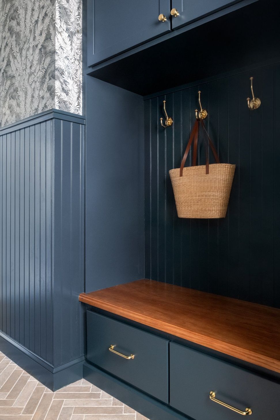 curwynloresmudroom01v2.jpg