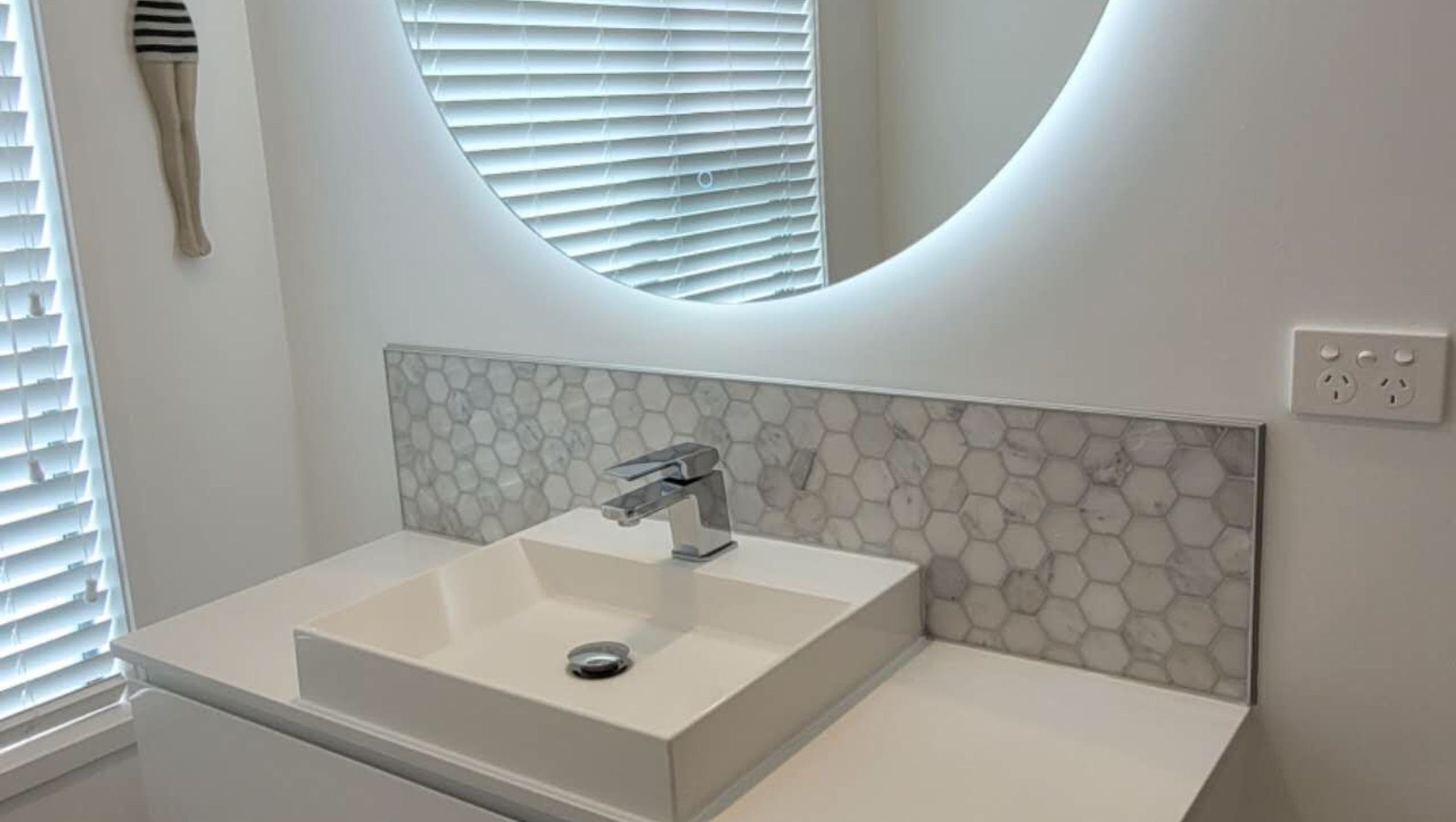 Damn Good Bathroom Tiling