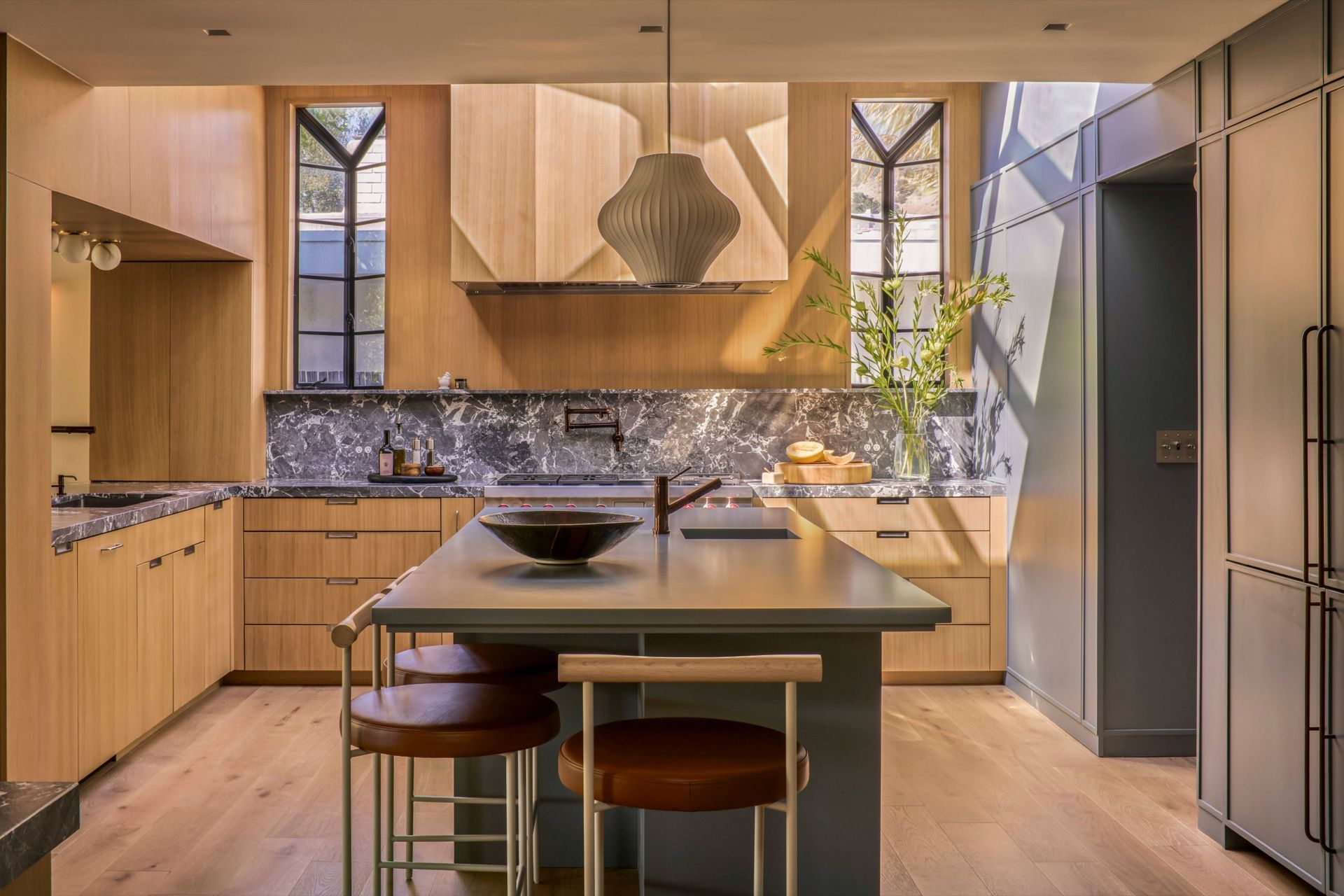 dona-marta-the-warren-interior-design-mid-century-modern-kitchen-warm-wood-marble-steel-windows-17-studio-city-ap-compressed.jpg