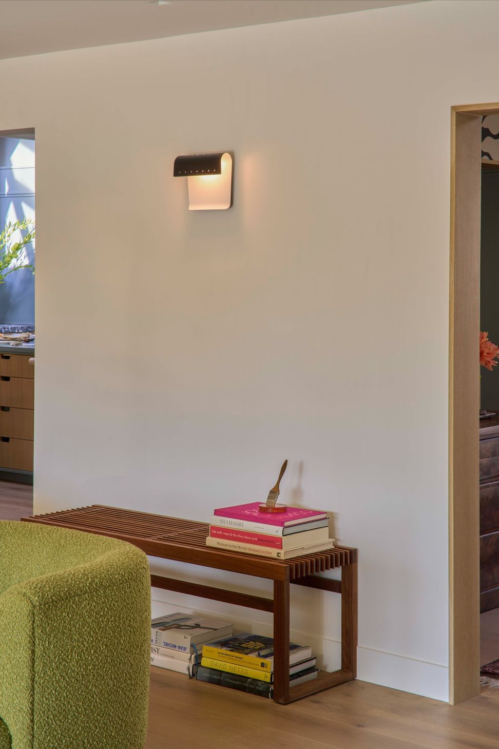 dona-marta-the-warren-interior-design-mid-century-modern-living-room-vintage-bench-sconce-styling-33-studio-city-ap-compressed.jpg