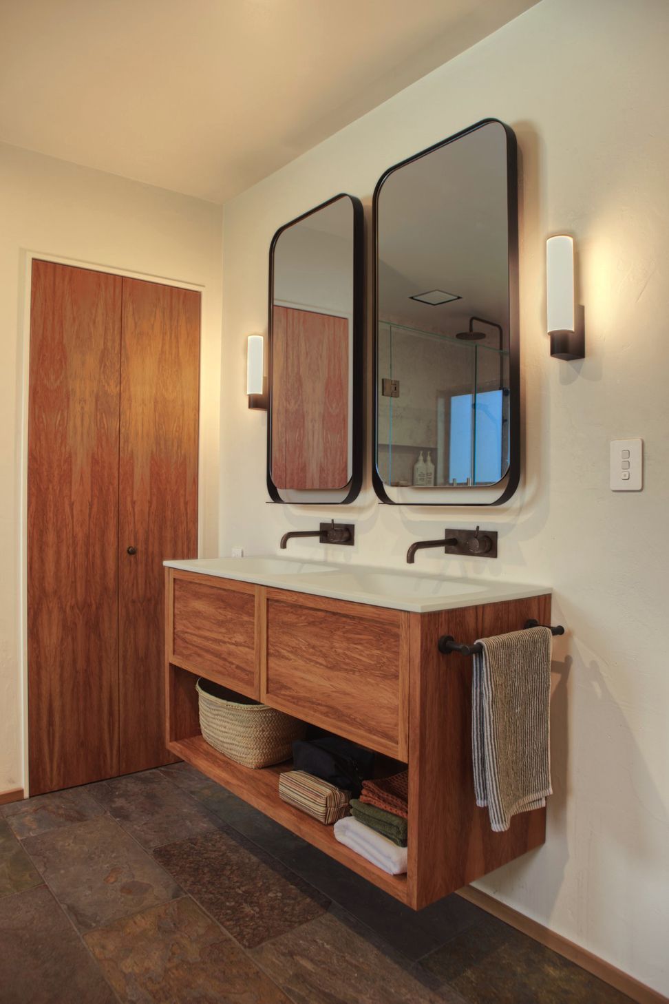 kate-pilot-design-wainui-residential-auckland-nz-1.jpg