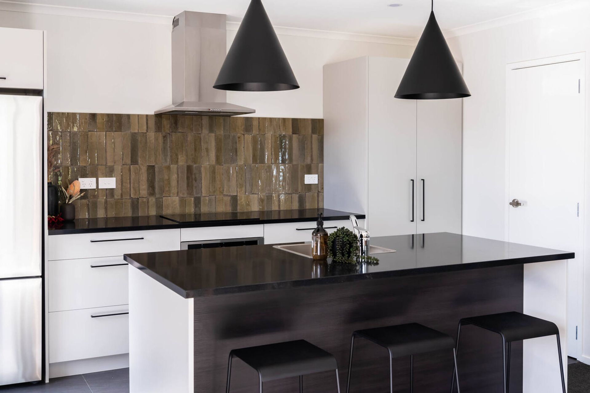 Neutral + Earthy