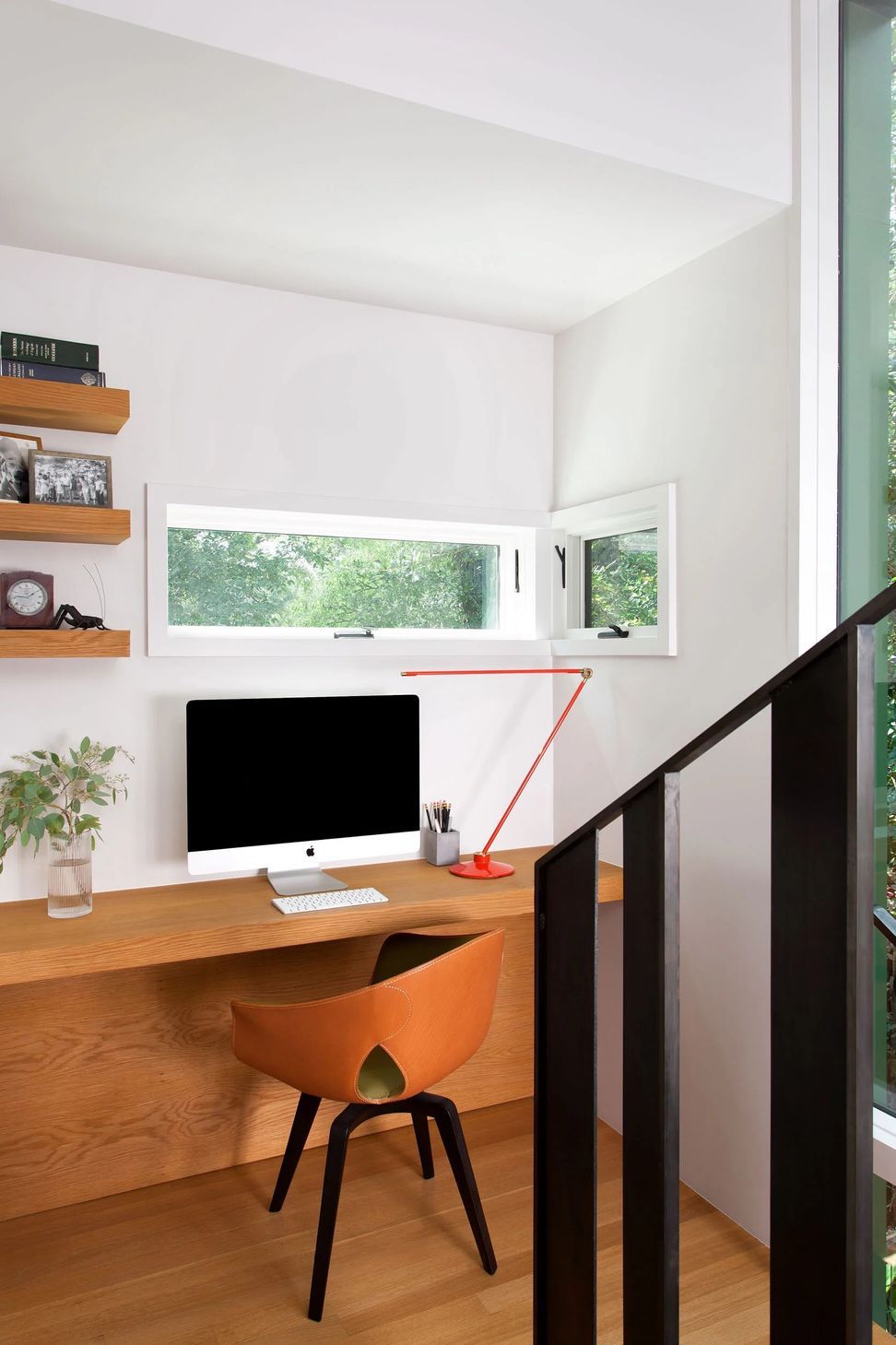 imgi50McDonaldStairwell-Office.jpg
