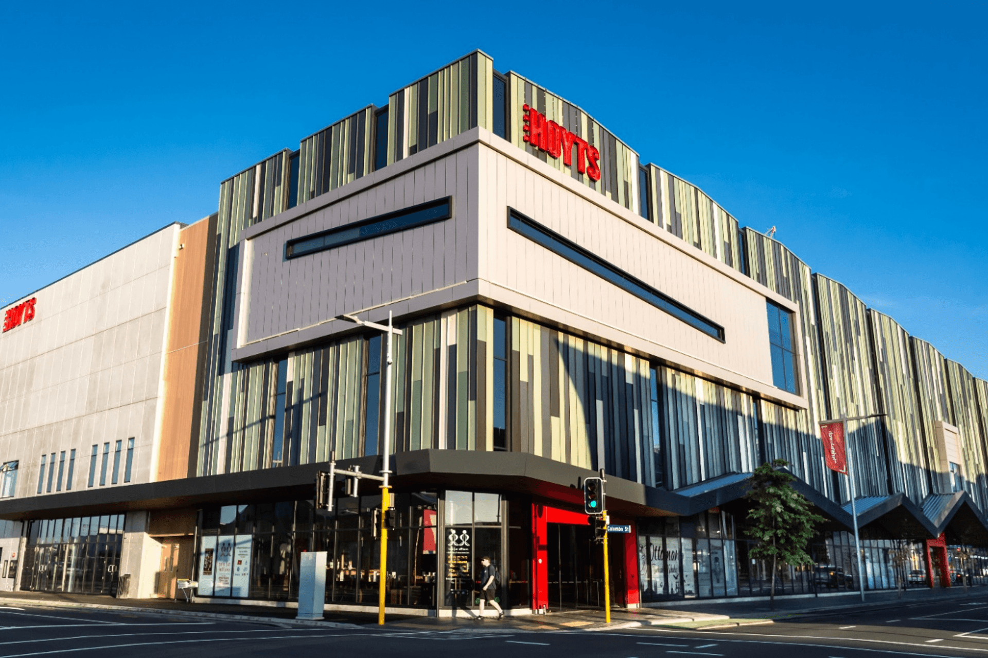 Hoyts ENTX