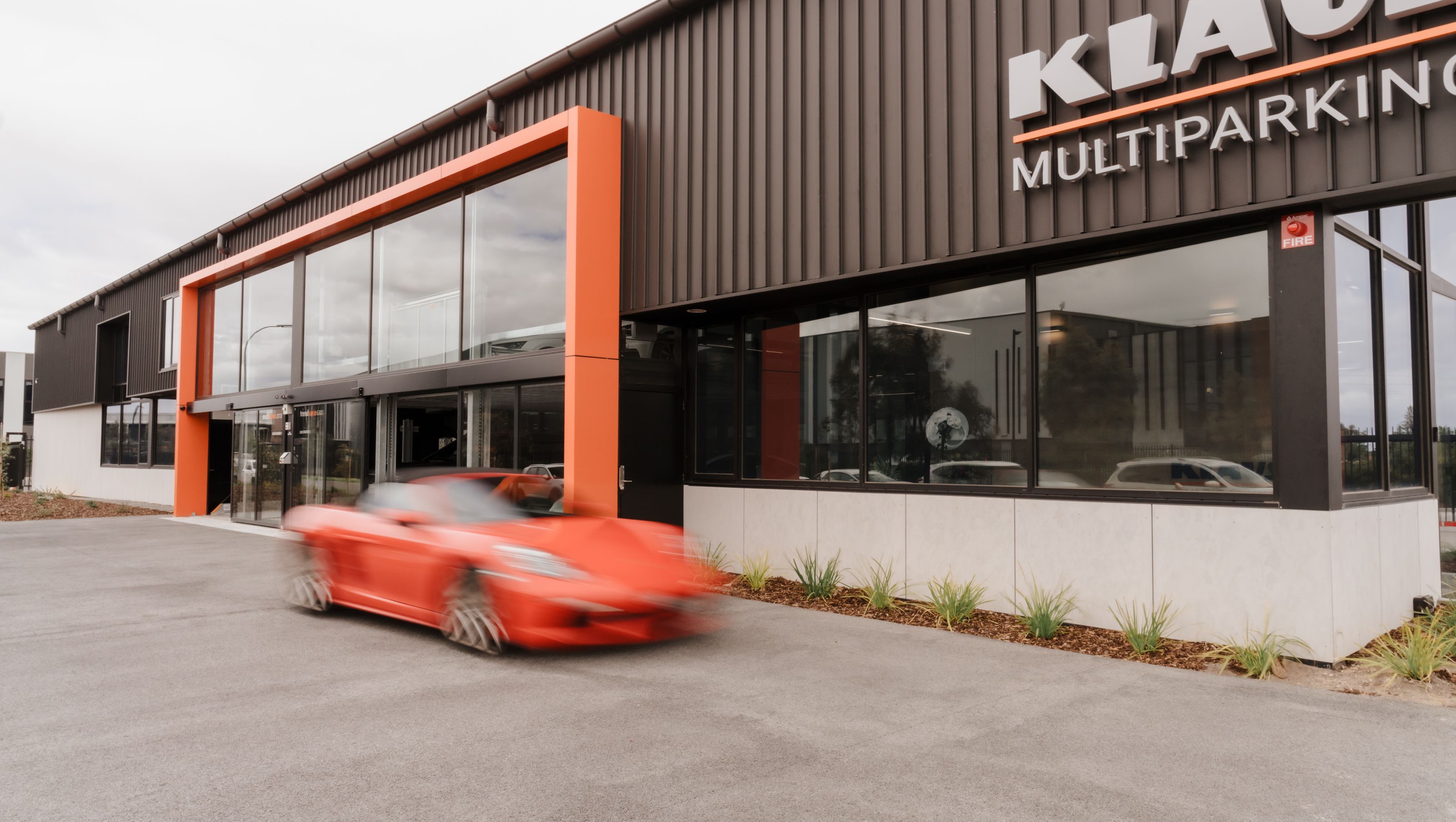 Klaus HQ