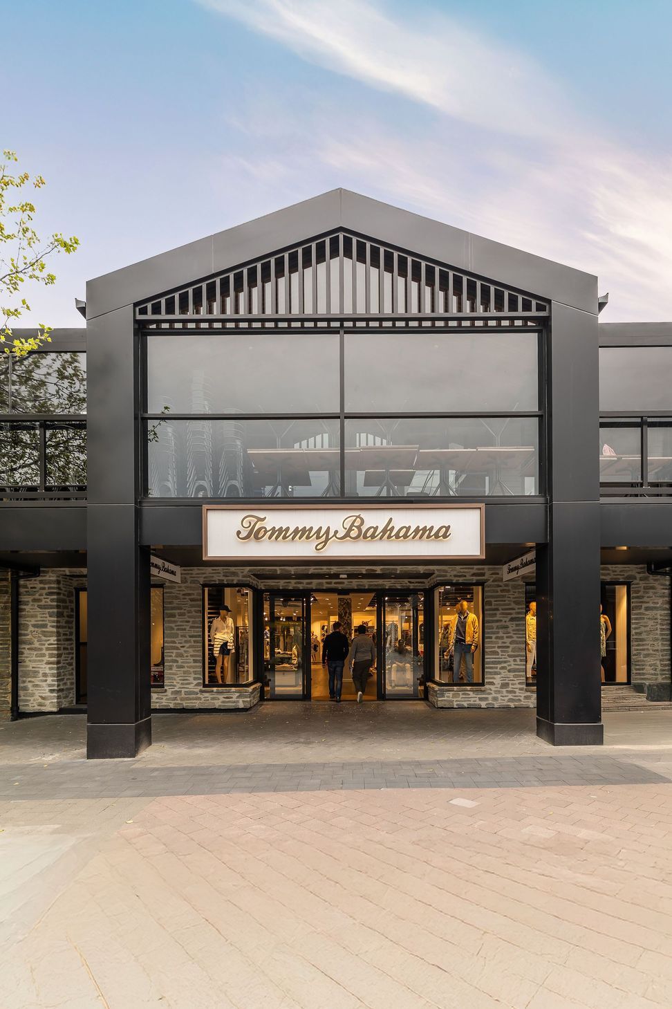 TommyBahamaStoreIMAGEWORKS-31-Copy1.jpg