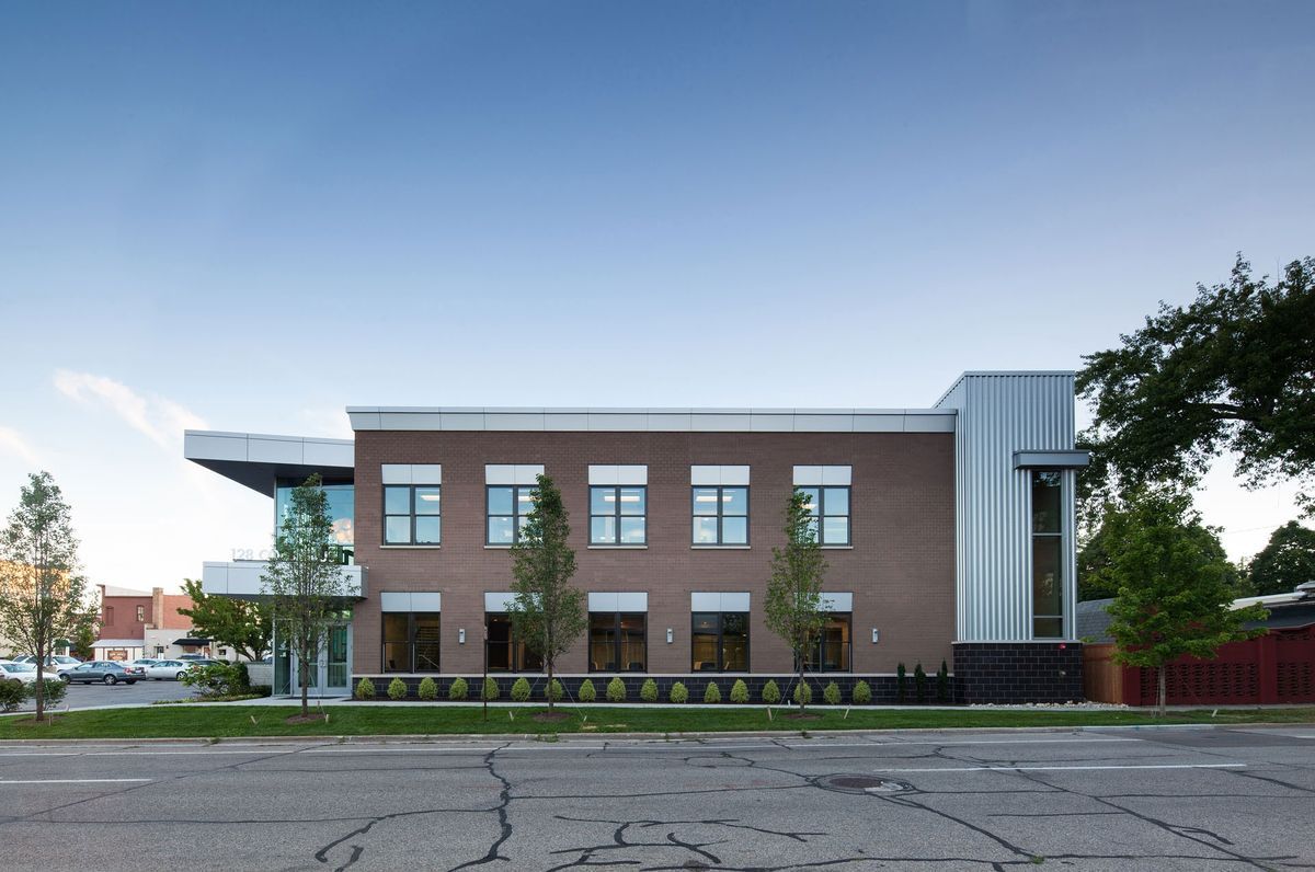 128 Columbus