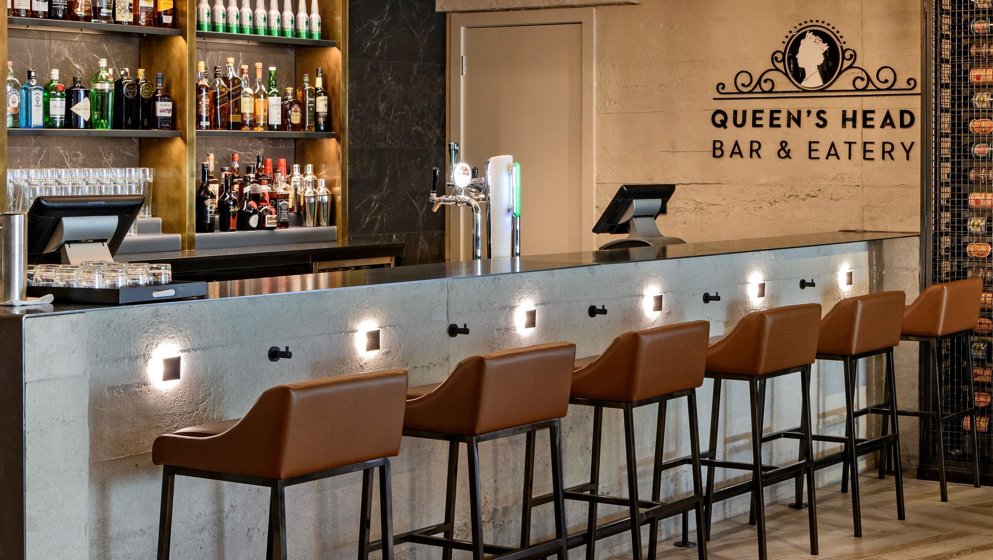 Queen's Head Eatery