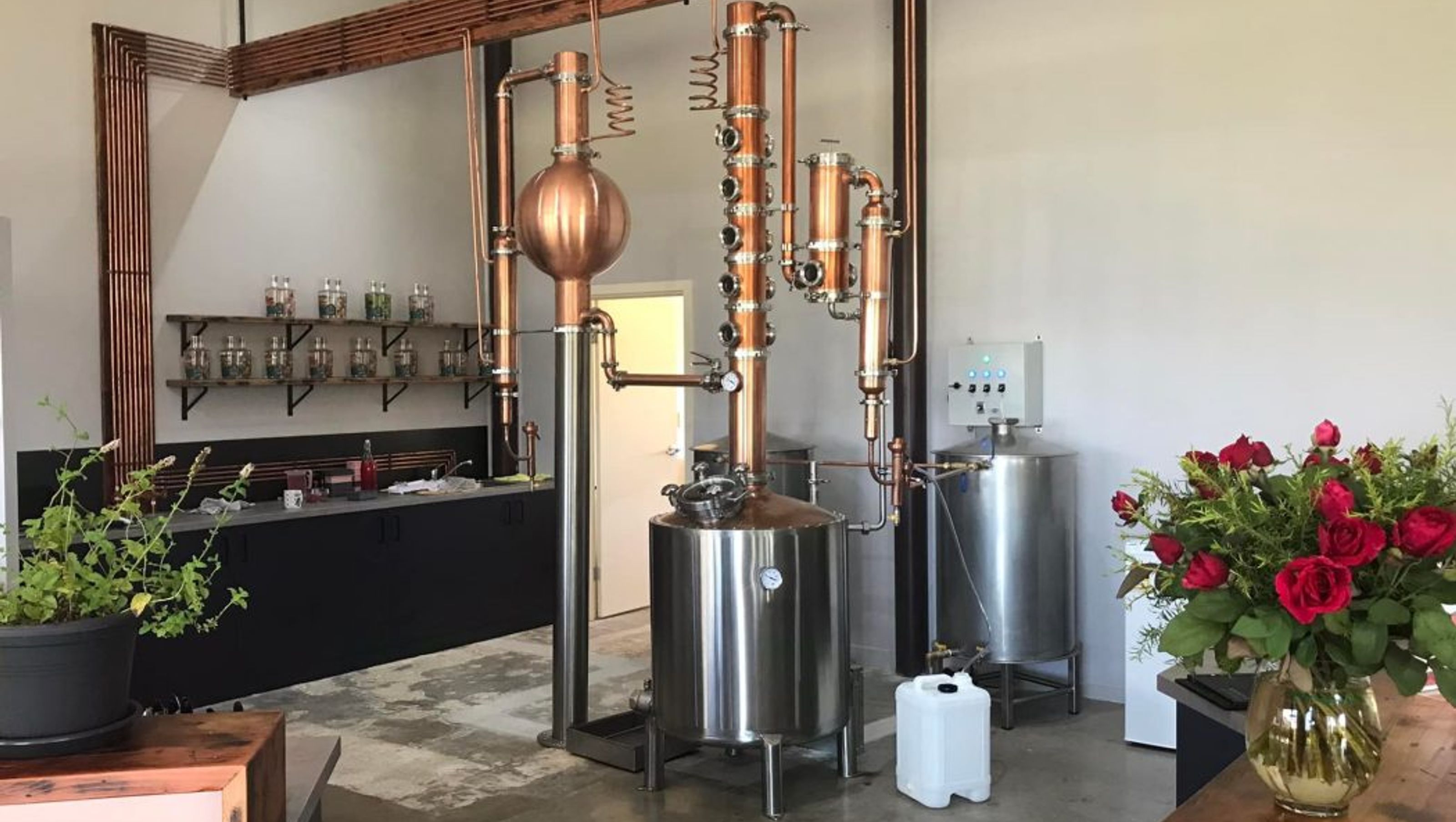 Rustons Cafe & Distillery