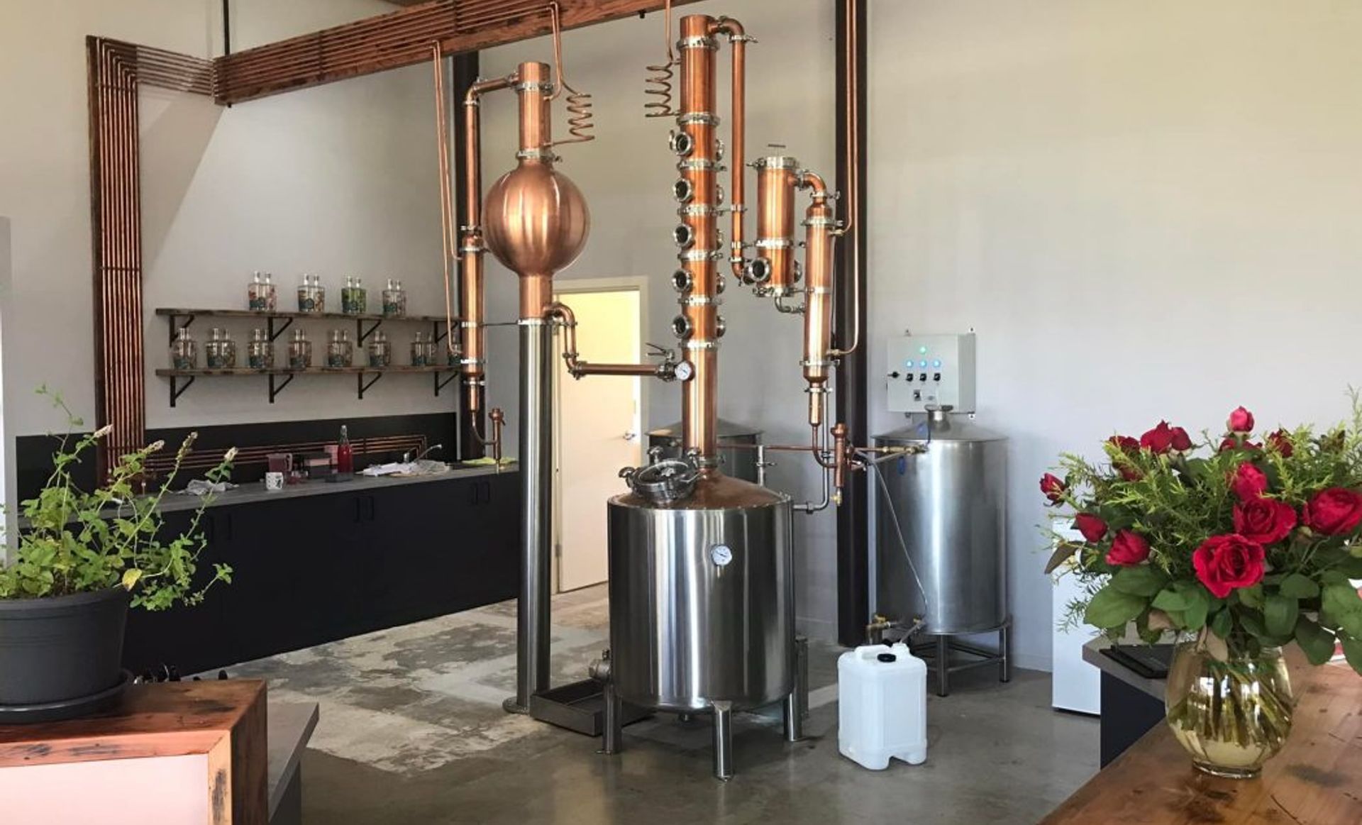 Ruston’s Roses – Cafe & Distillery