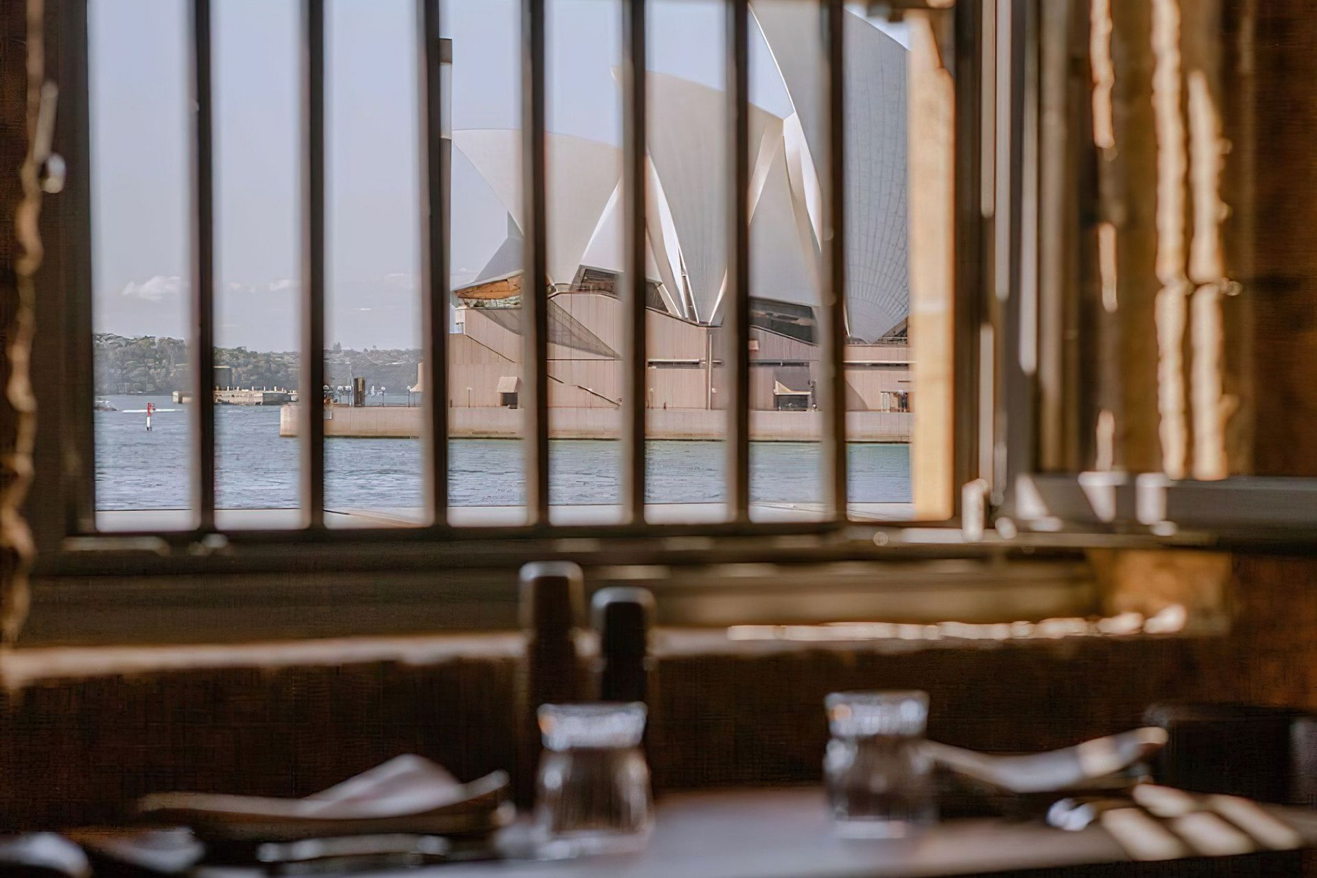 6HEAD-Premium-Steak-Restaurant03-gigapixel-standard-scale-200x.jpg