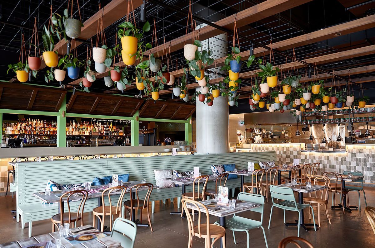 Italian Street Kitchen by Isabella, Bella Vista
