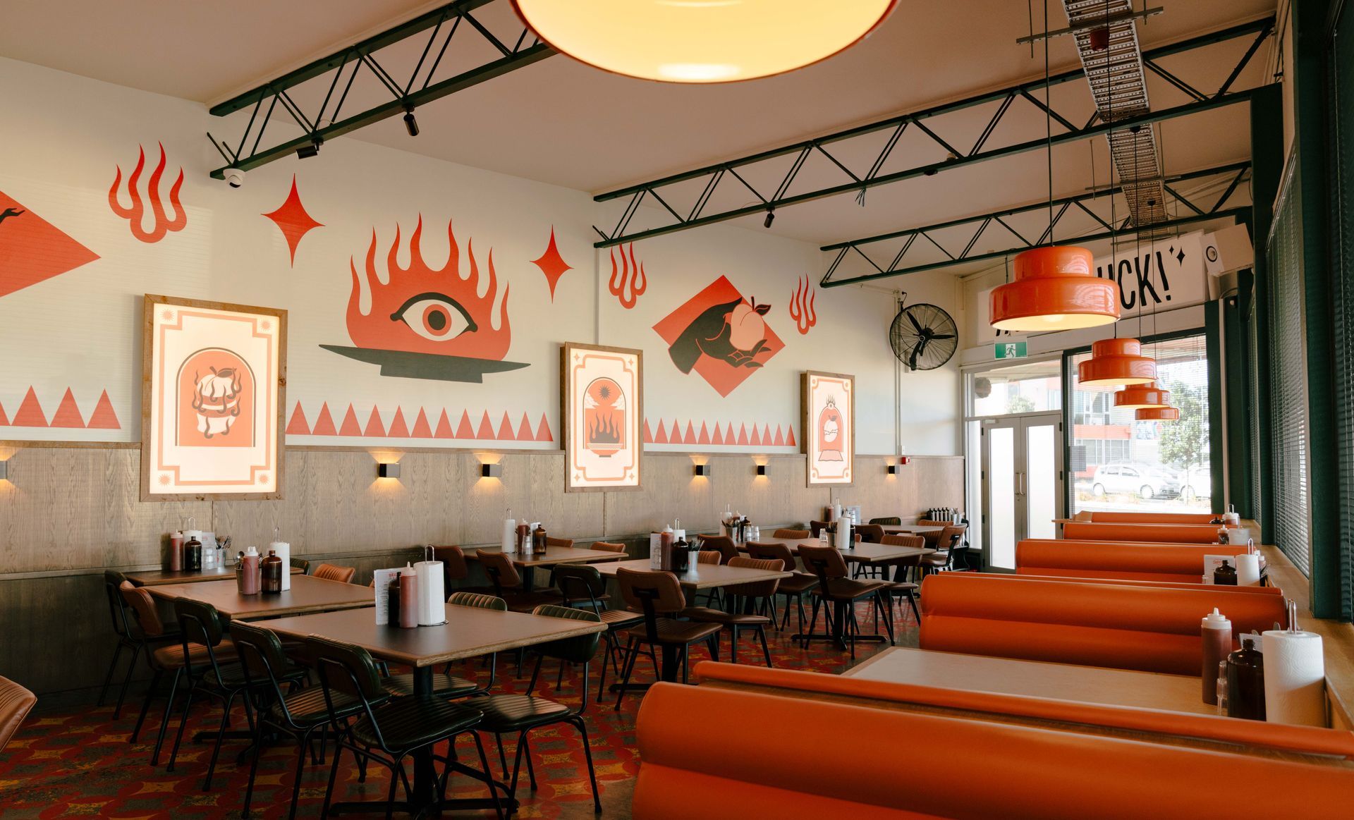 Peach's Hot Chicken
