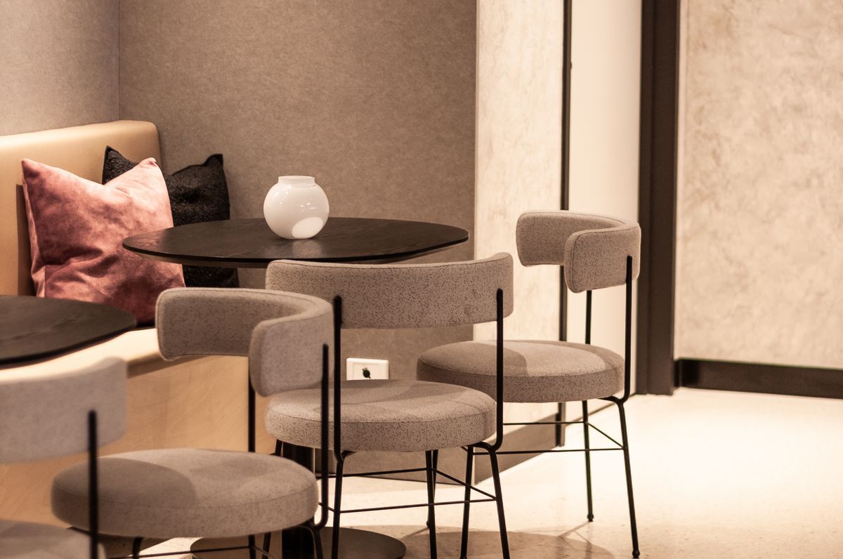 Veriu Hotel Lobby Fitout