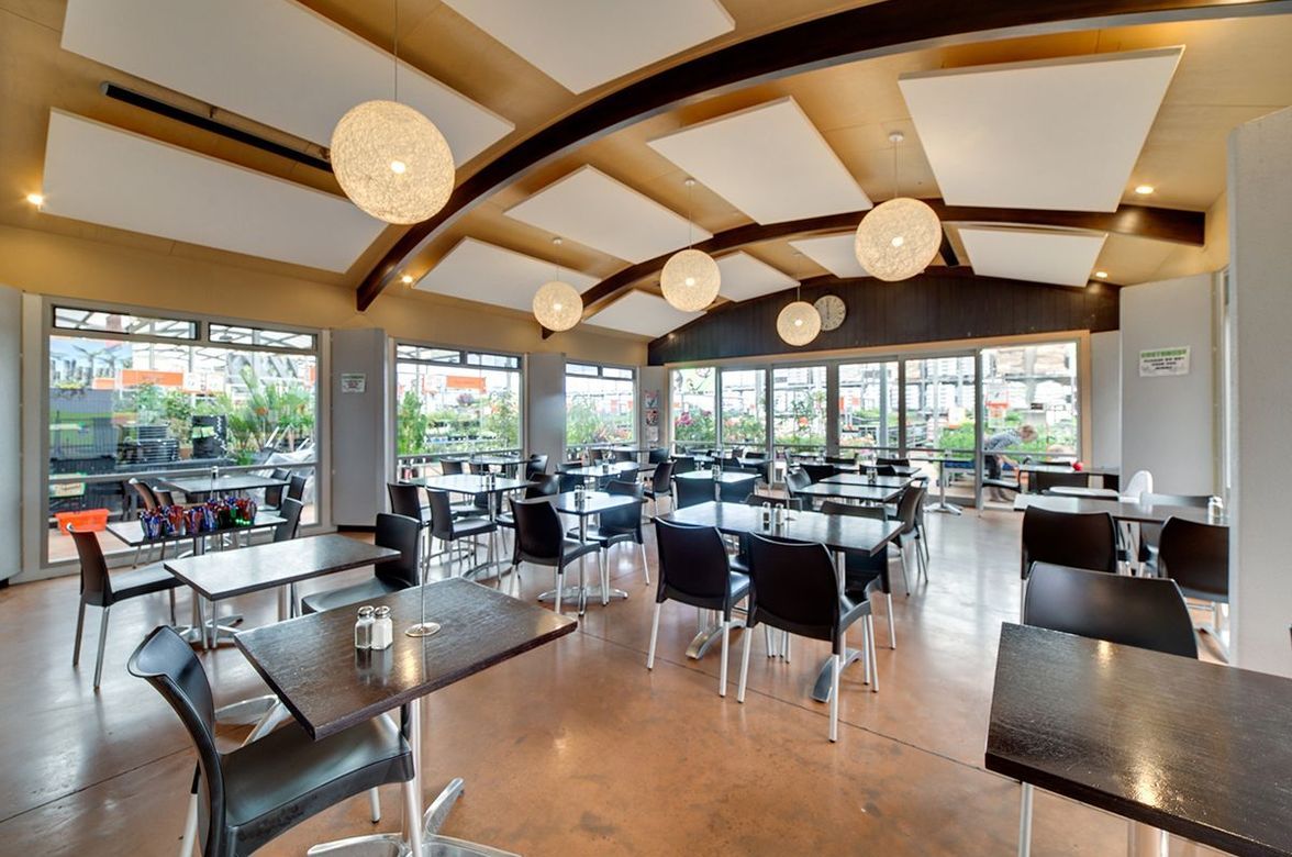 Mitre 10 Mega Cafe - Petone