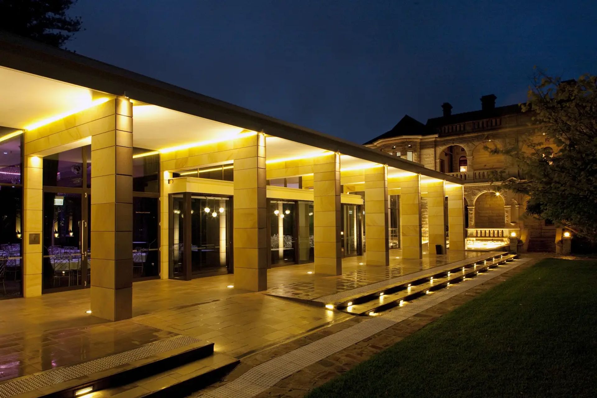 Curzon Hall